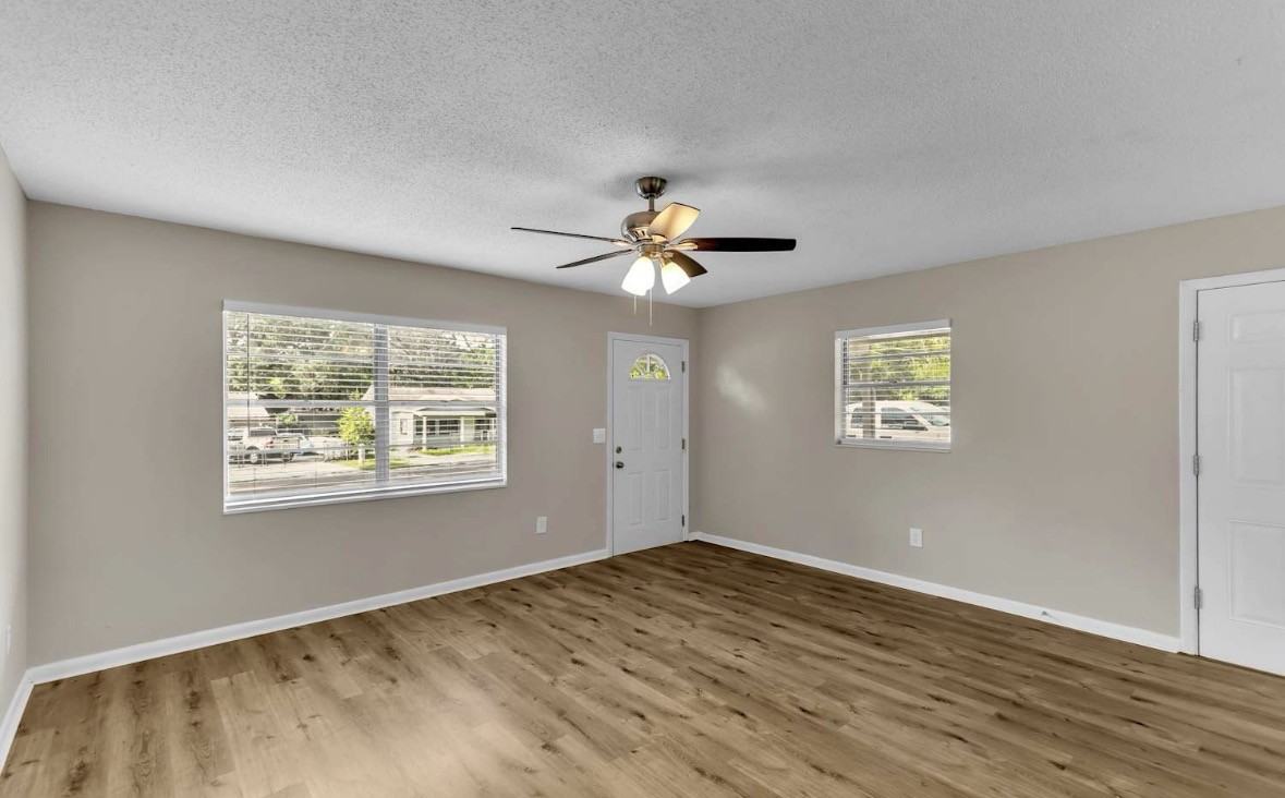 2002 E Humphrey St #NA - Photo 7 of 10