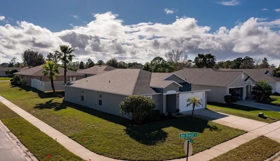 200 Tree Branch Lane - Photo 5 of 42