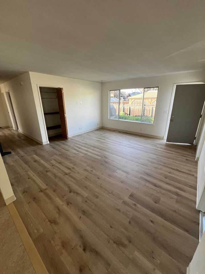 750 Powell St #NA - Photo 4 of 22