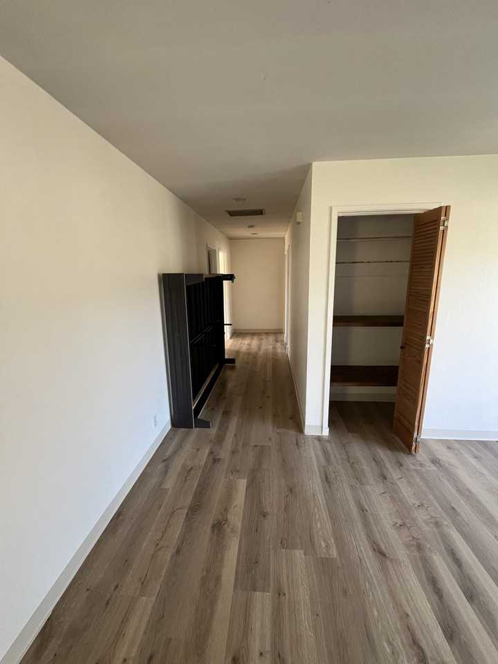 750 Powell St #NA - Photo 7 of 22