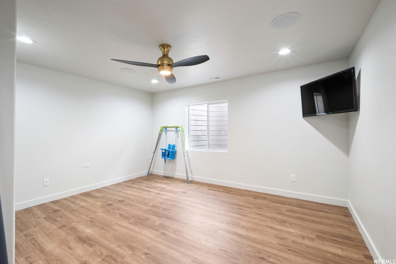 6047 N White Rock Rd #NA - Photo 6 of 16