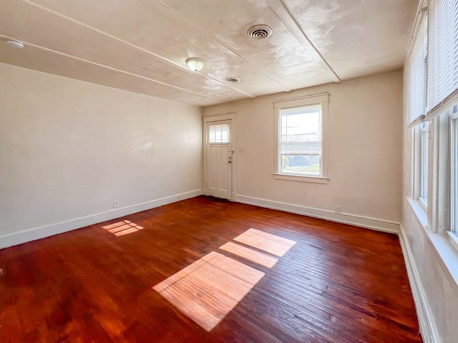 3207 Logandale Ave #NA - Photo 2 of 10