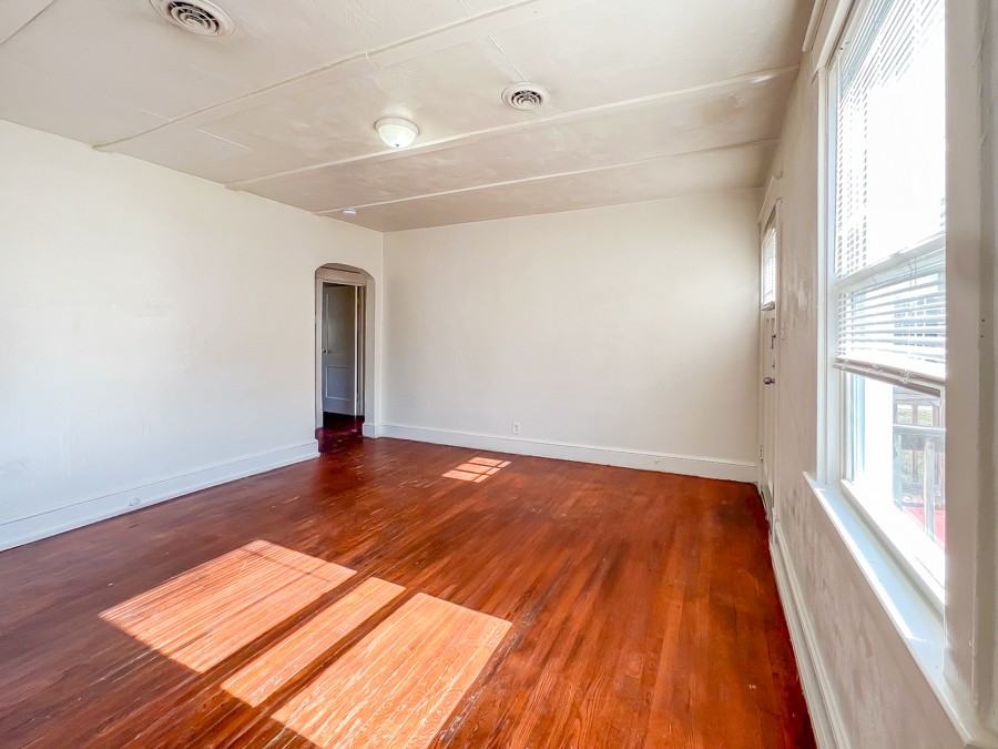 3207 Logandale Ave #NA - Photo 3 of 10