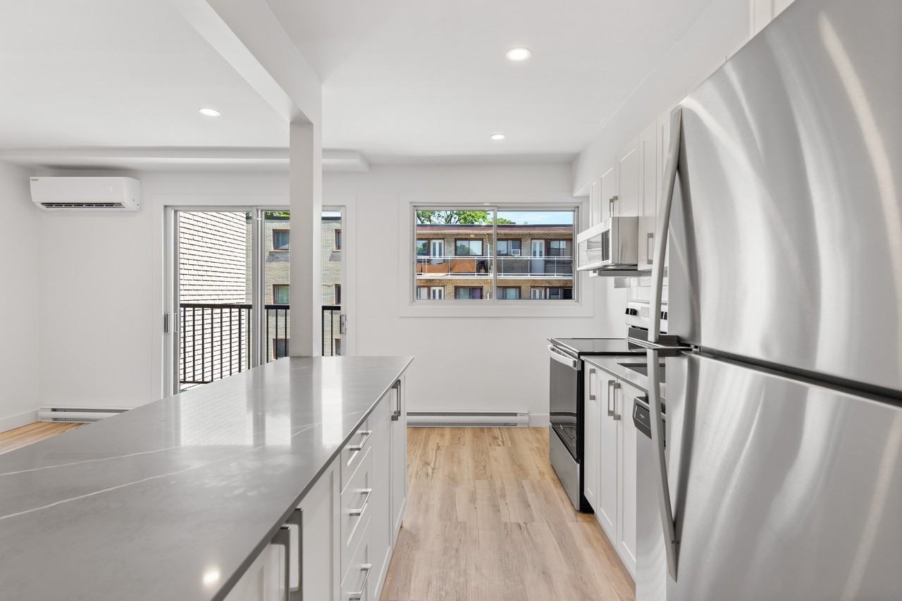 6070 Boulevard Joseph-Renaud #201 - Photo 4 of 15