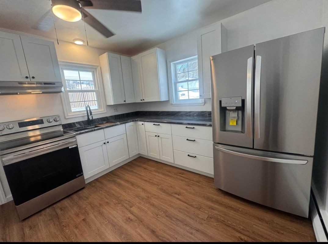 230 Church St - Photo 2 of 17