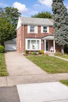 8569 Manor St - Photo 1 of 1