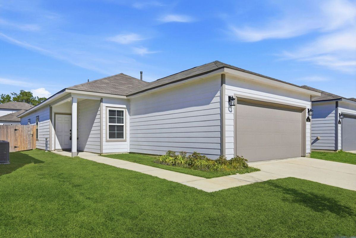 16215 Globetrotter Ct - Photo 5 of 38