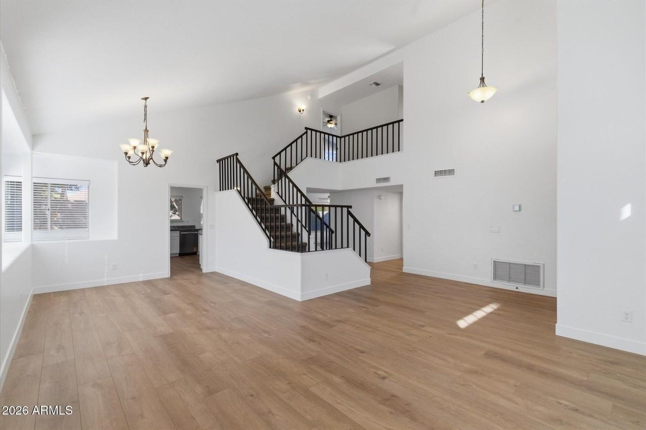 14252 S 43rd Pl - Photo 3 of 25