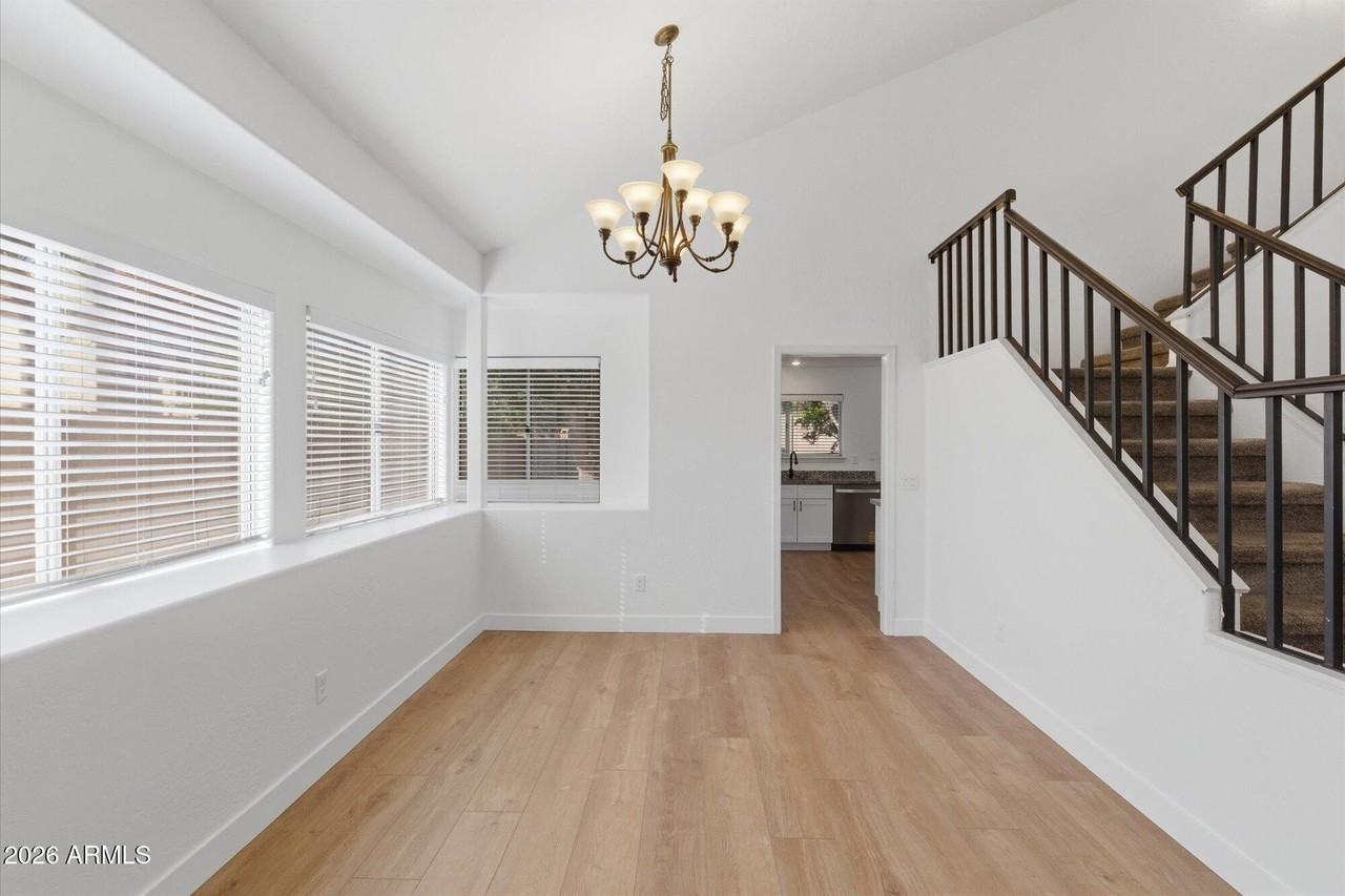 14252 S 43rd Pl - Photo 4 of 25