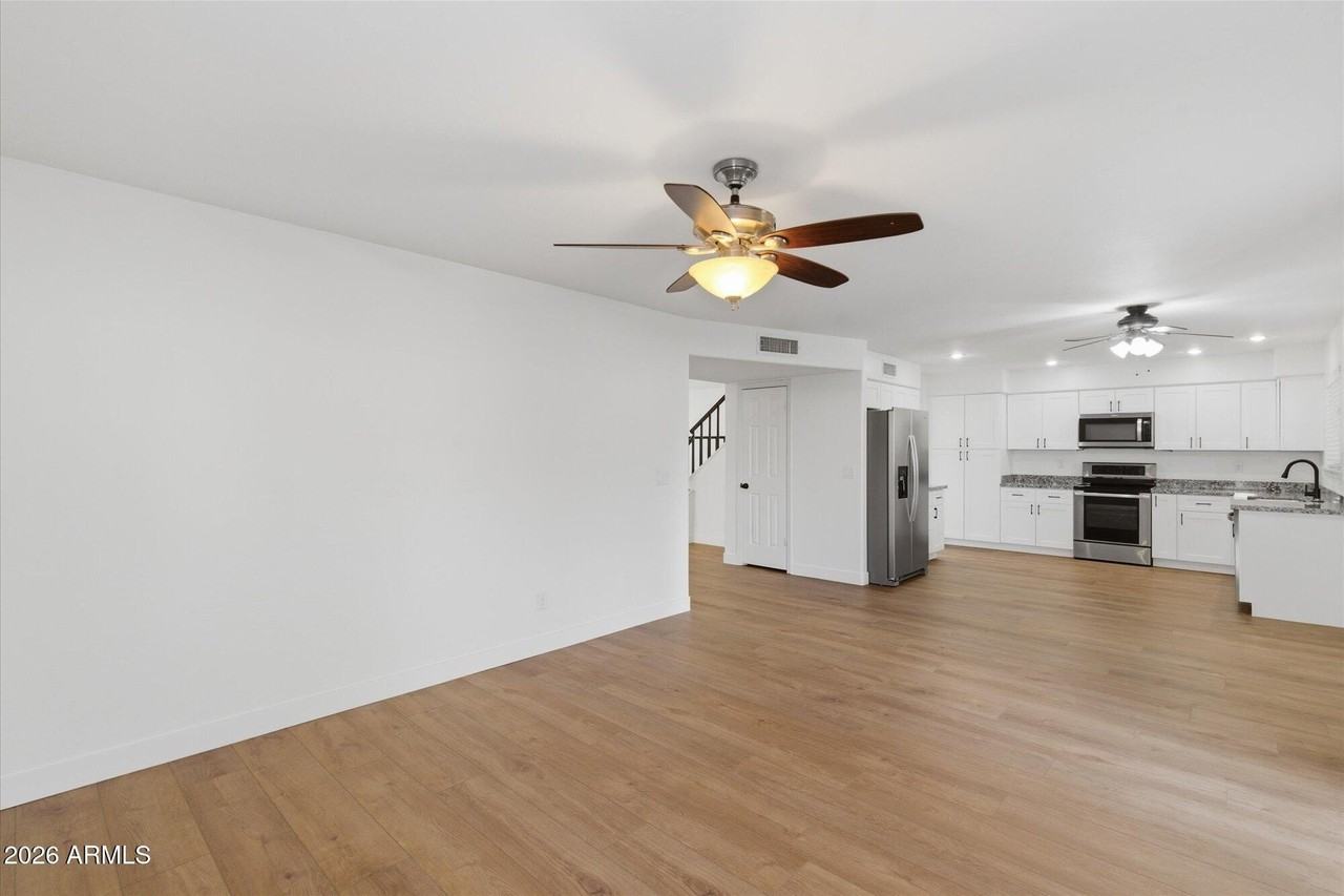 14252 S 43rd Pl - Photo 7 of 25