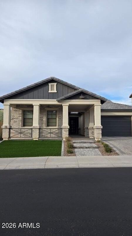 16512 S 8th Way - Photo 3 of 42