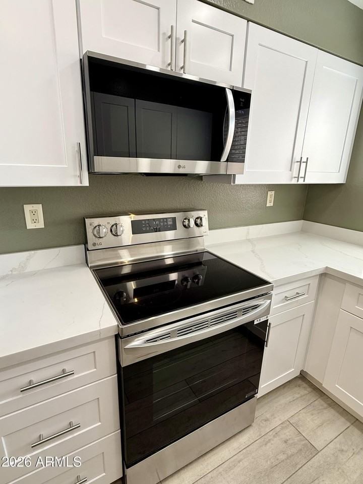 1632 N El Camino Dr - Photo 3 of 25