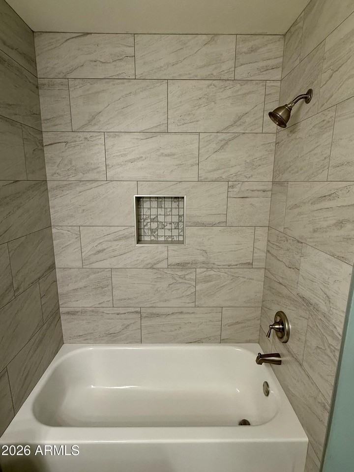 1632 N El Camino Dr - Photo 5 of 25