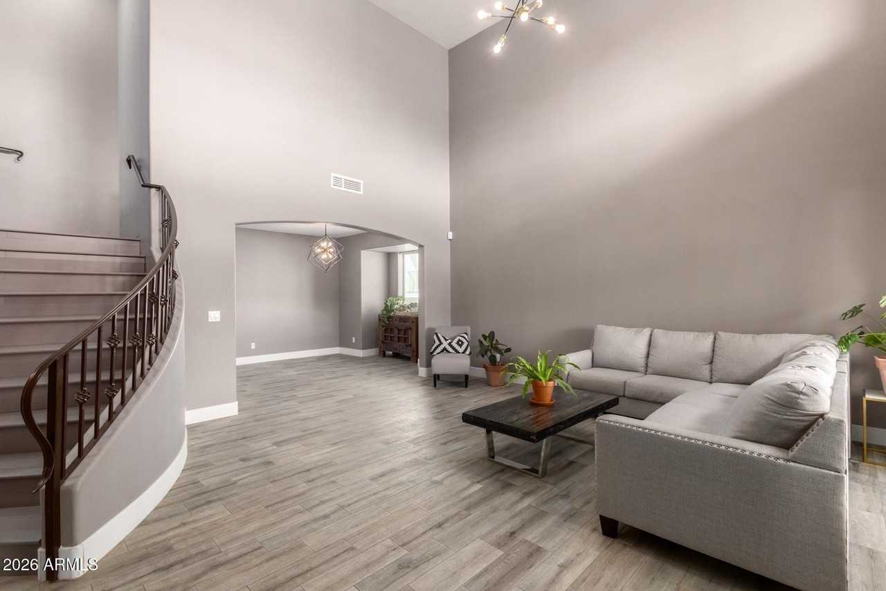 11430 N 16th St - Photo 4 of 27