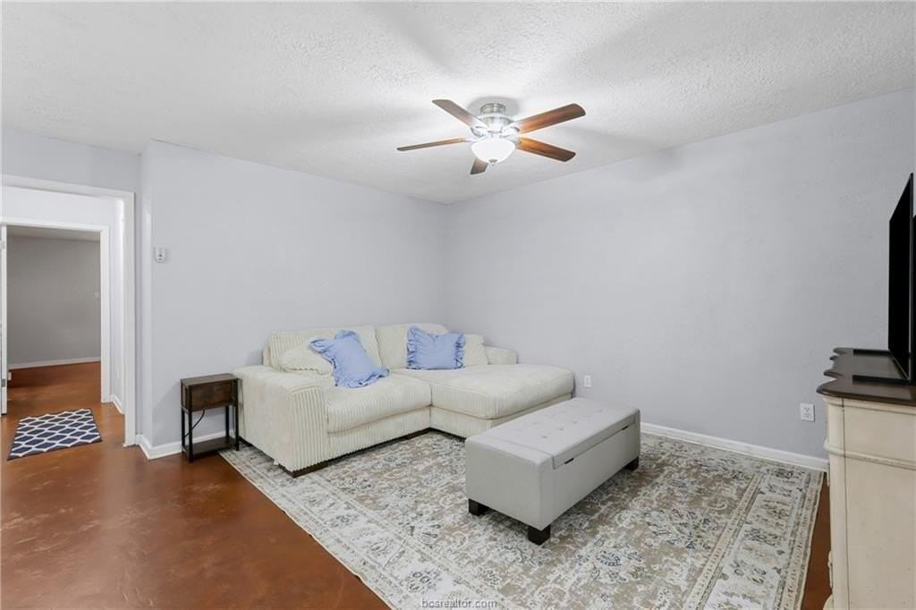 1808 Holleman Dr #B - Photo 2 of 13