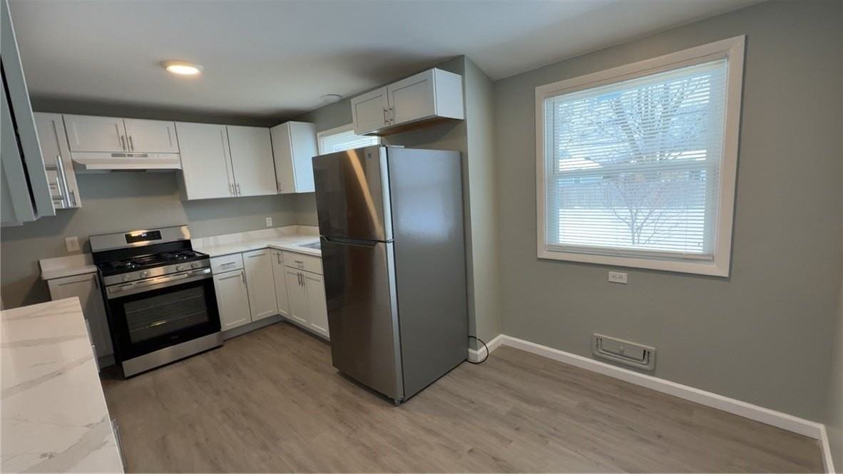 198 Skycrest Dr - Photo 7 of 26