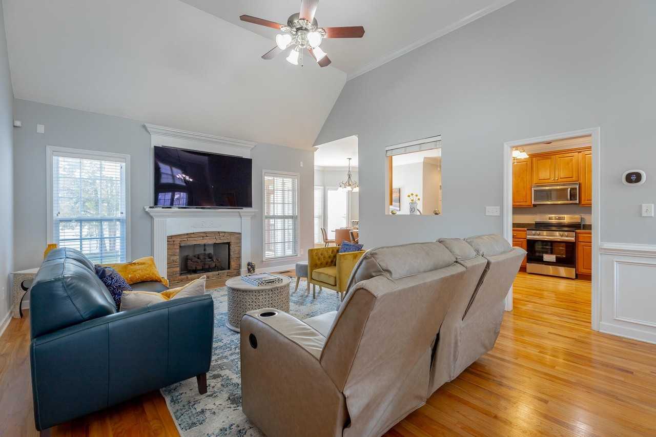 8786 Allie Dan Ct - Photo 7 of 50