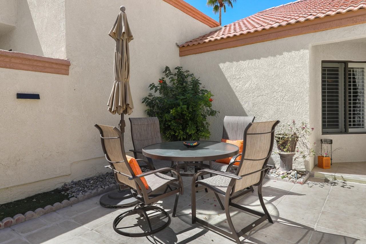 42315 Liolios Dr - Photo 3 of 32