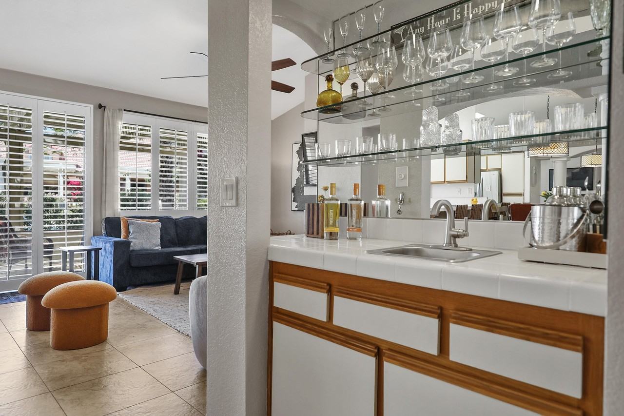 42315 Liolios Dr - Photo 5 of 32