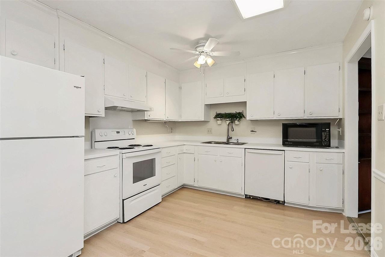 6635 Olde Savannah Rd - Photo 7 of 25