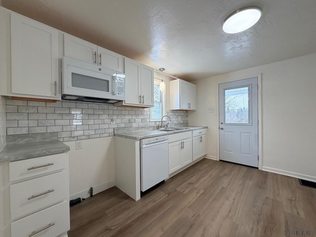 247R Darr St - Photo 4 of 17