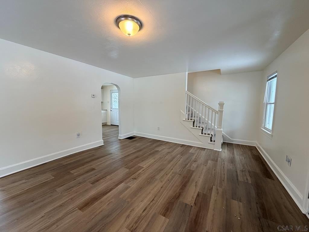 247R Darr St - Photo 5 of 17