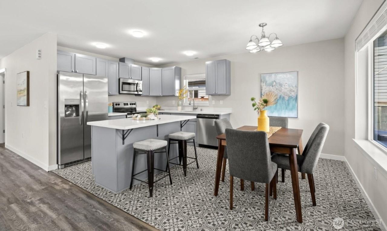 S Warner St - Photo 3 of 27