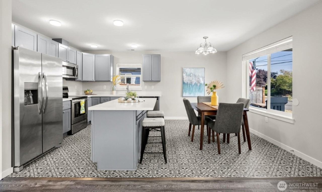 S Warner St - Photo 4 of 27