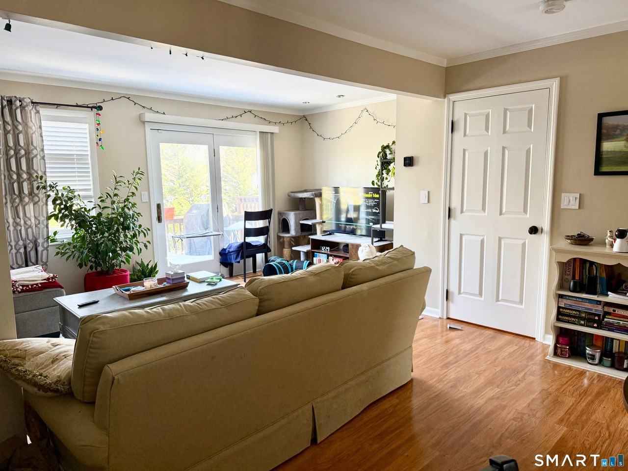 133 Clearview Ct - Photo 2 of 14