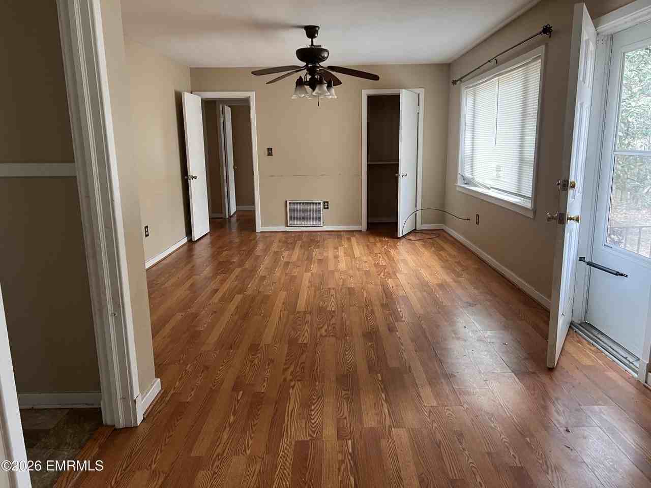 107 Oak Ridge Dr - Photo 6 of 8