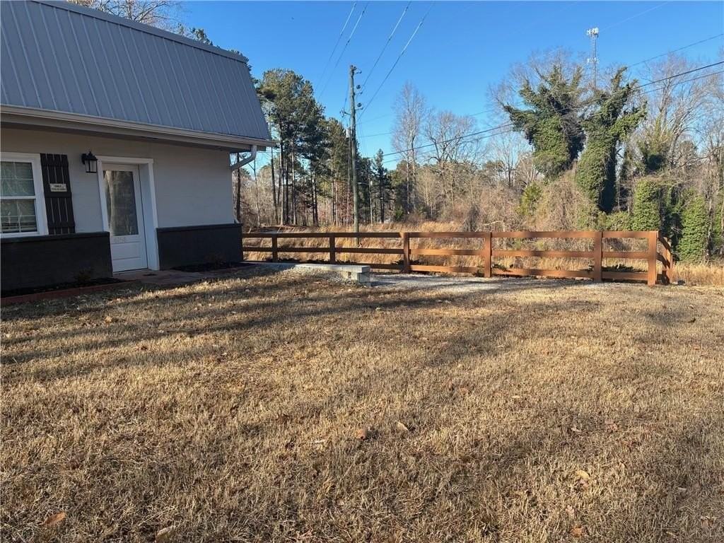 6158 Suwanee Dam Rd - Photo 2 of 20