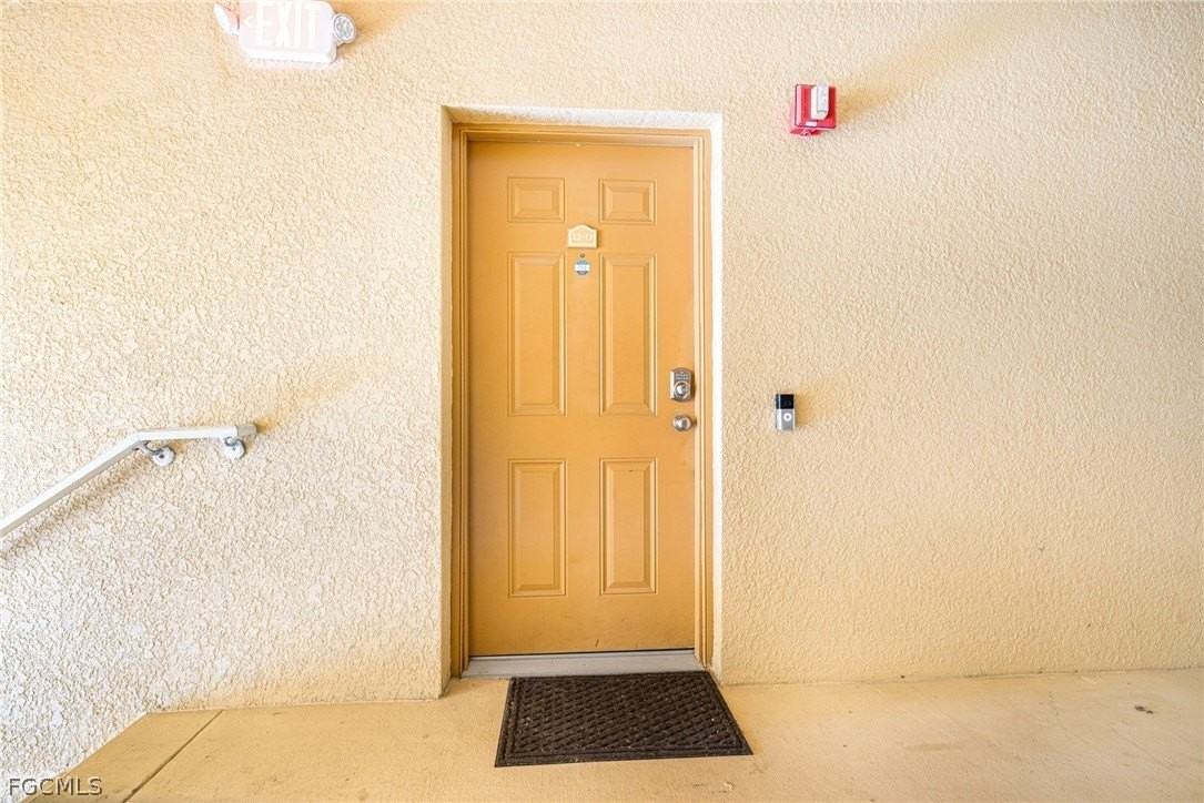 9055 Colby Dr Apt 2213 #2213 - Photo 3 of 24