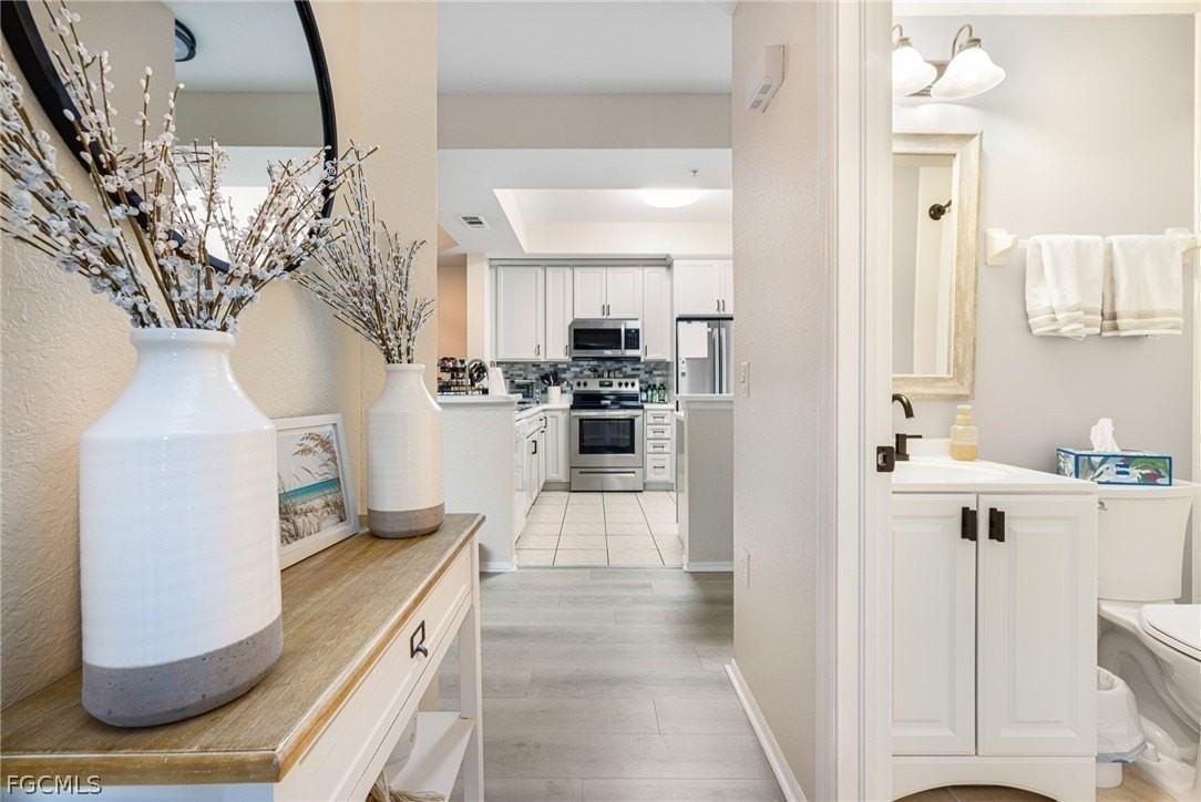 9055 Colby Dr Apt 2213 #2213 - Photo 4 of 24