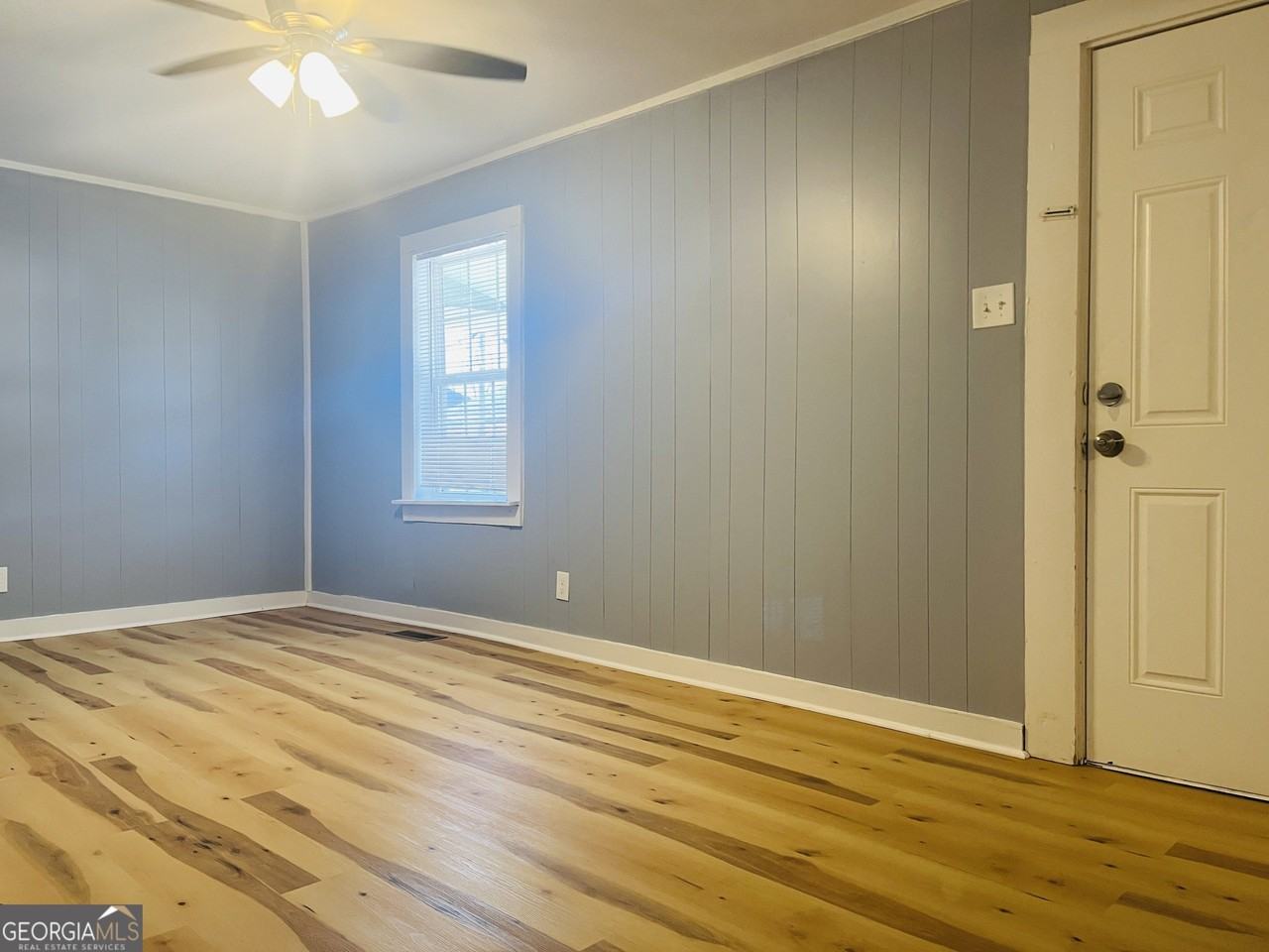 103 Addie St - Photo 2 of 21