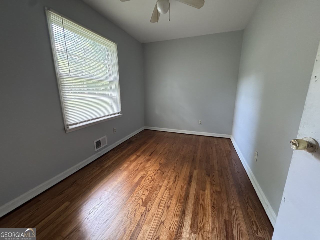 3517 Forrest Park Rd Se - Photo 7 of 10