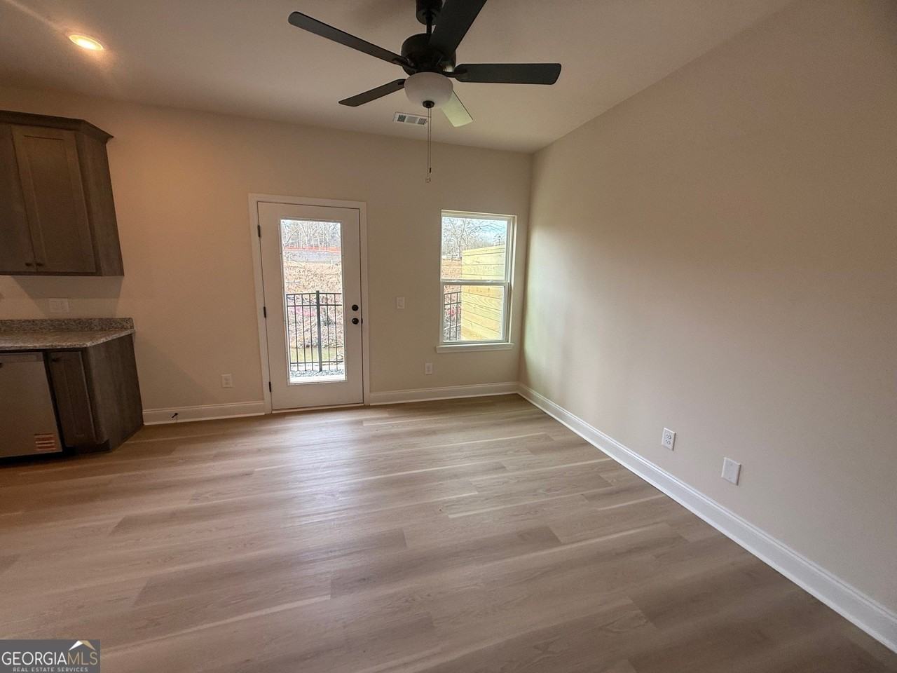 55 Wright St - Photo 5 of 20