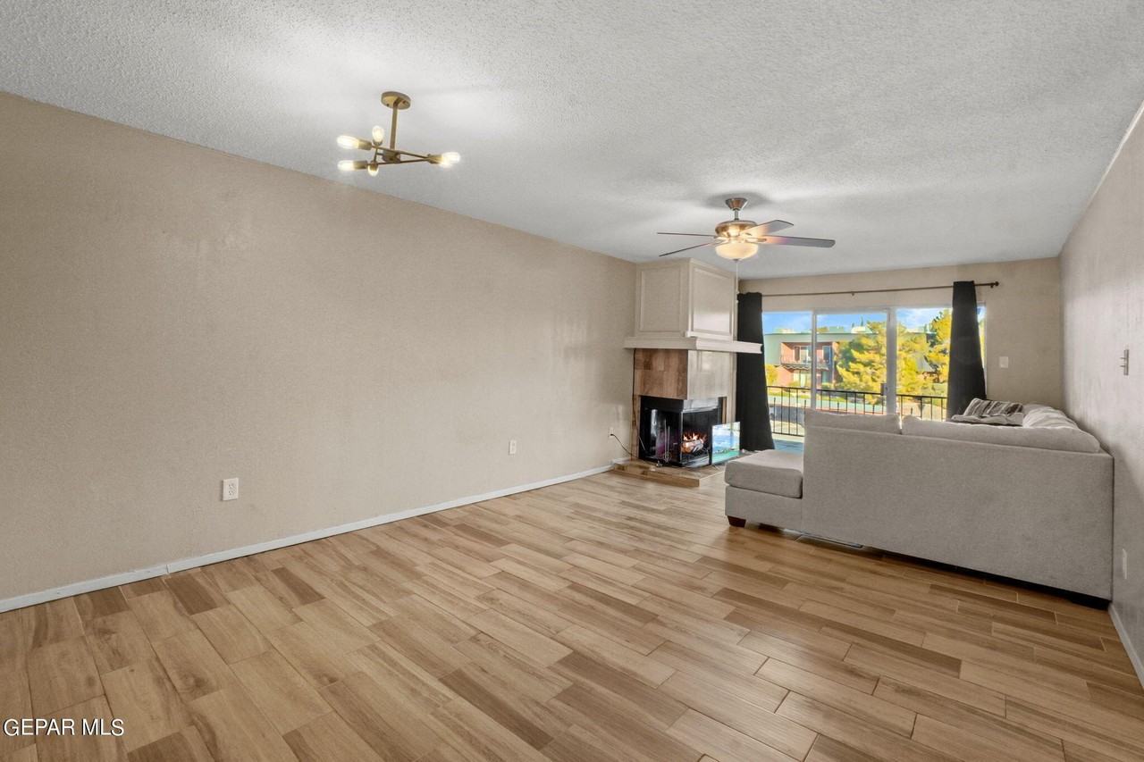 4800 N Stanton St Unit 86 #86 - Photo 5 of 38