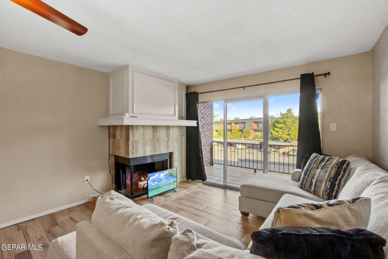 4800 N Stanton St Unit 86 #86 - Photo 6 of 38