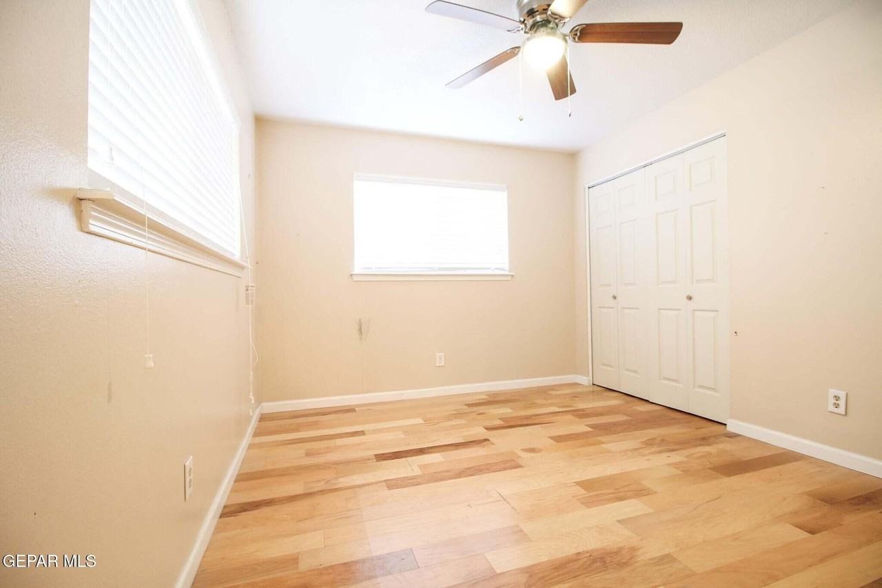 6613 Southwind Dr - Photo 6 of 11