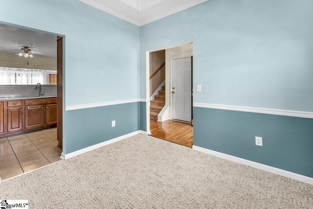 205 Chadwyck Ct - Photo 6 of 35