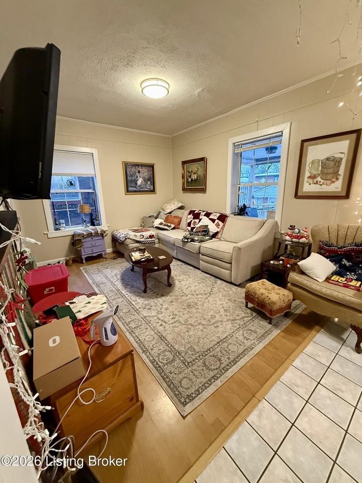 551 Eastern Pkwy - Photo 6 of 16