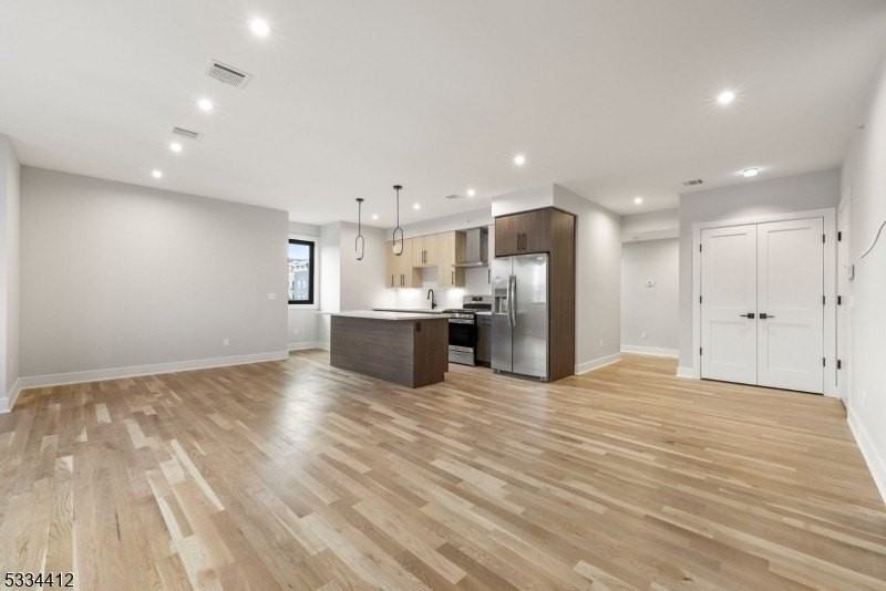 178 Newark Pompton Tpke #302 - Photo 3 of 21