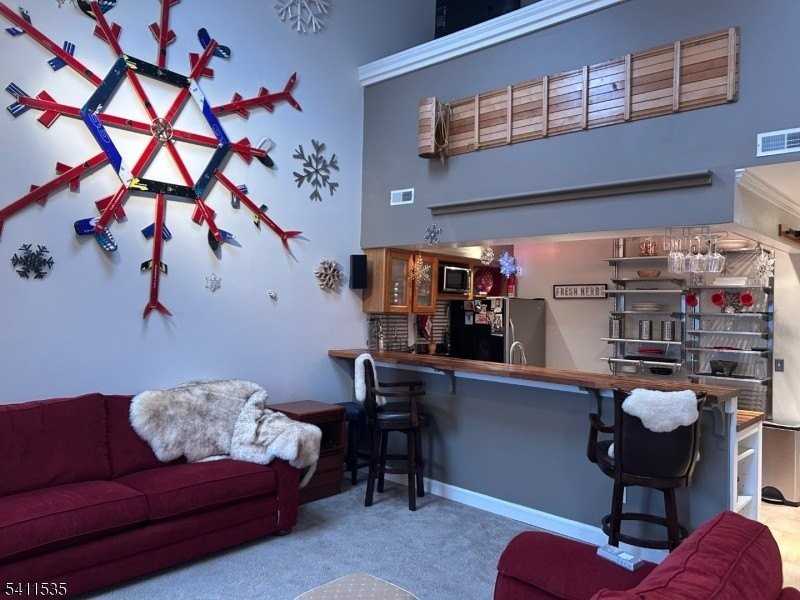 2 Winter Park Dr #6 - Photo 3 of 12