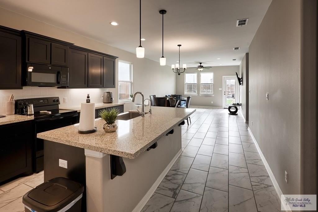 2414 Cove Real Dr - Photo 6 of 21