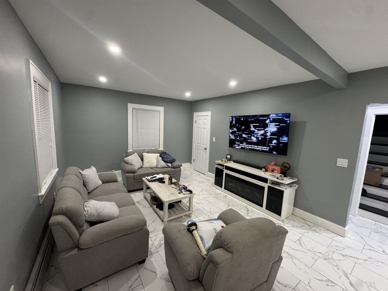 225 E 19th St #2 - Photo 3 of 9