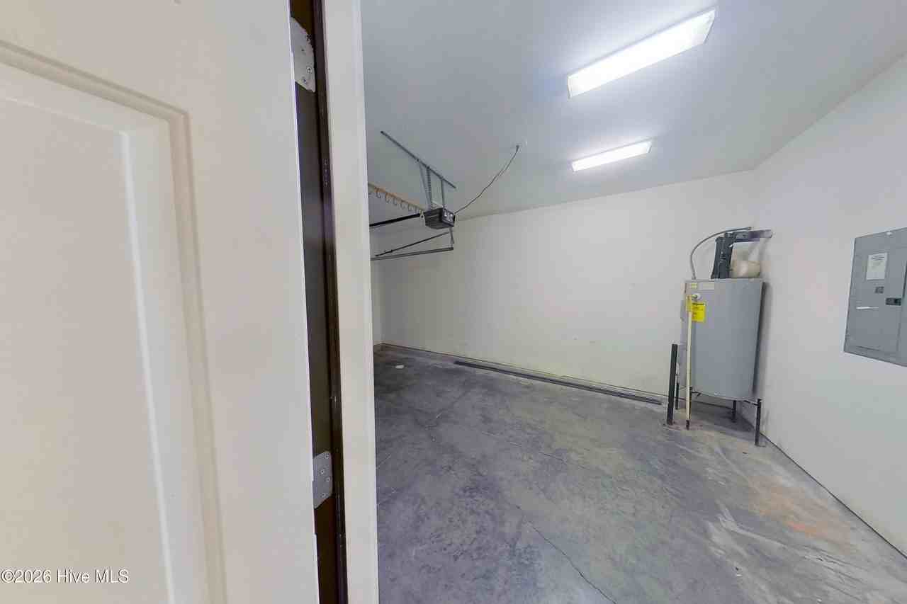 312 Cedar Island Trl - Photo 4 of 28