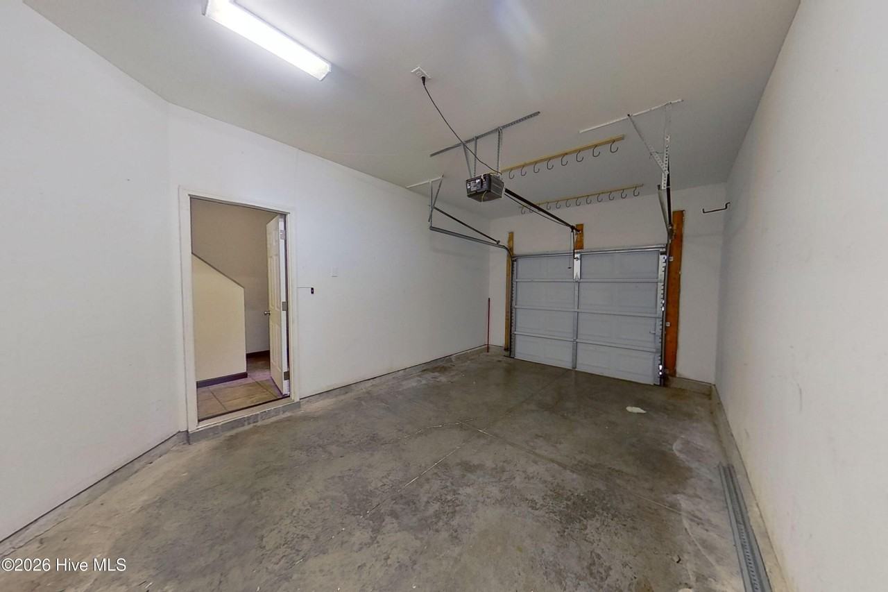 312 Cedar Island Trl - Photo 5 of 28