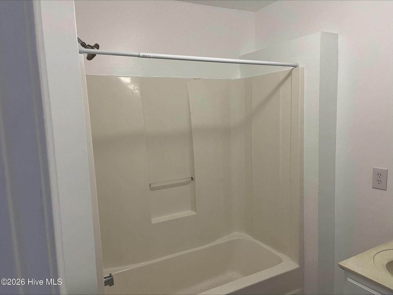 2810 Mulberry Ln Apt A #A - Photo 5 of 8