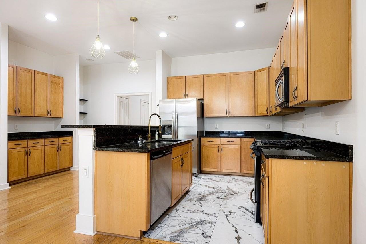 614 Tennessee St #201 - Photo 6 of 24