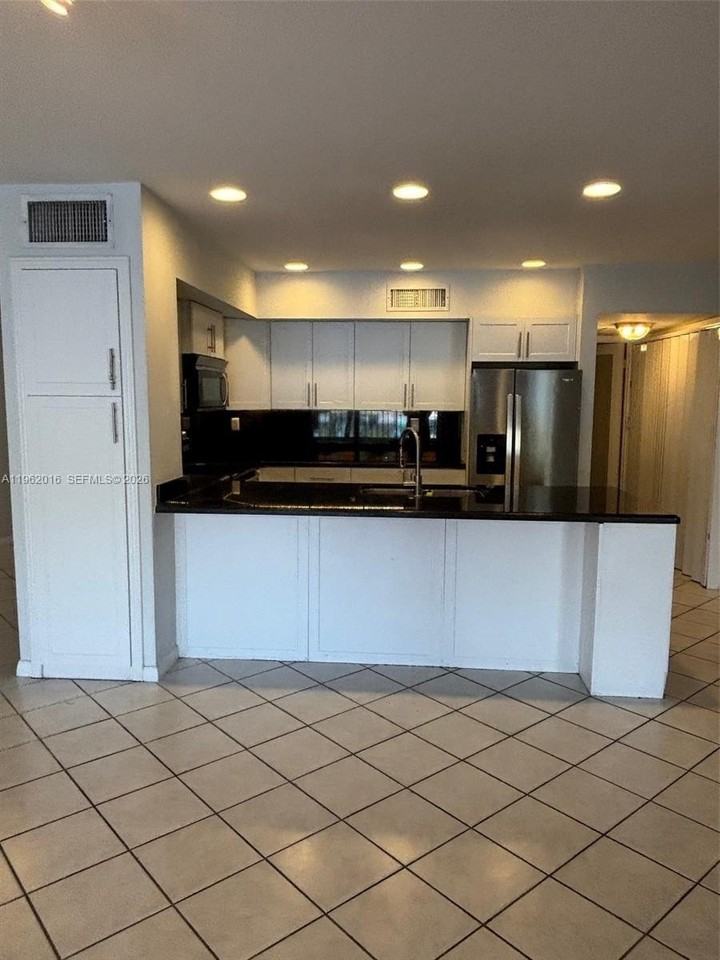 6417 Windmill Gate Rd #0 - Photo 4 of 17